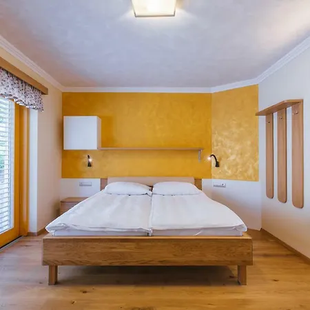 Ledrar בית הארחה בלד