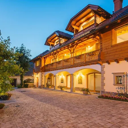 Ledrar בית הארחה