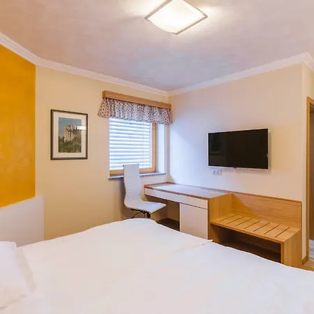 Pensión Ledrar Bled