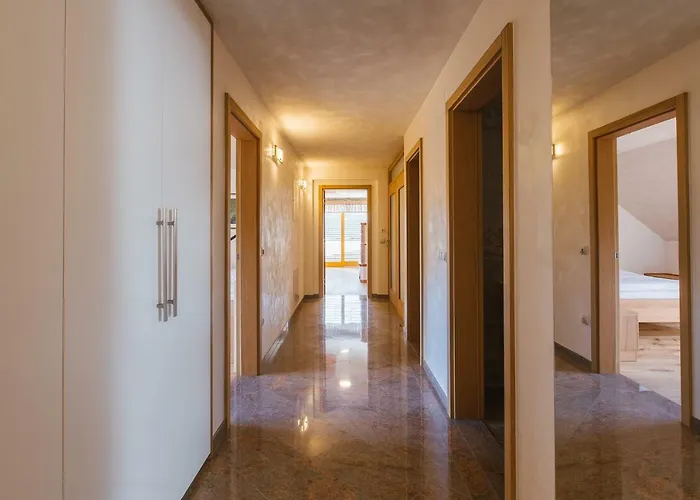 Ledrar بيت ضيافة