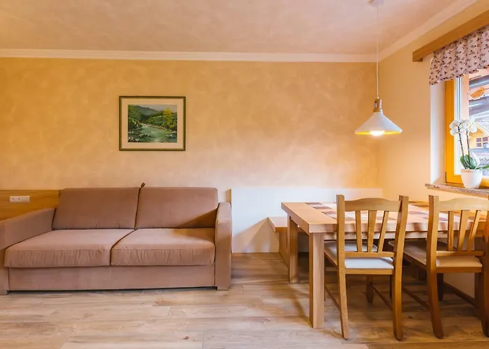 Ledrar بيت ضيافة بليد