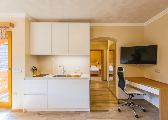 بيت ضيافة Ledrar 3*