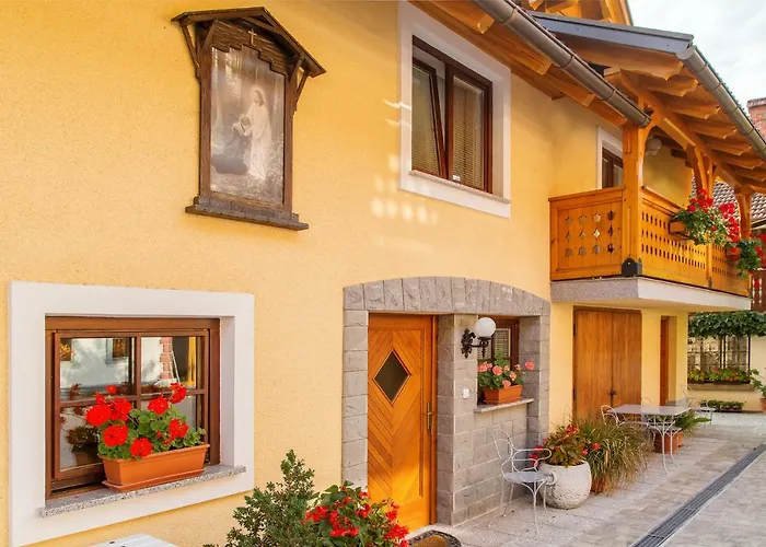 Ledrar بيت ضيافة 3*