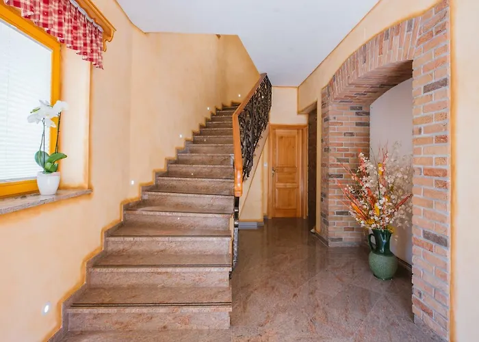 بيت ضيافة Ledrar 3*